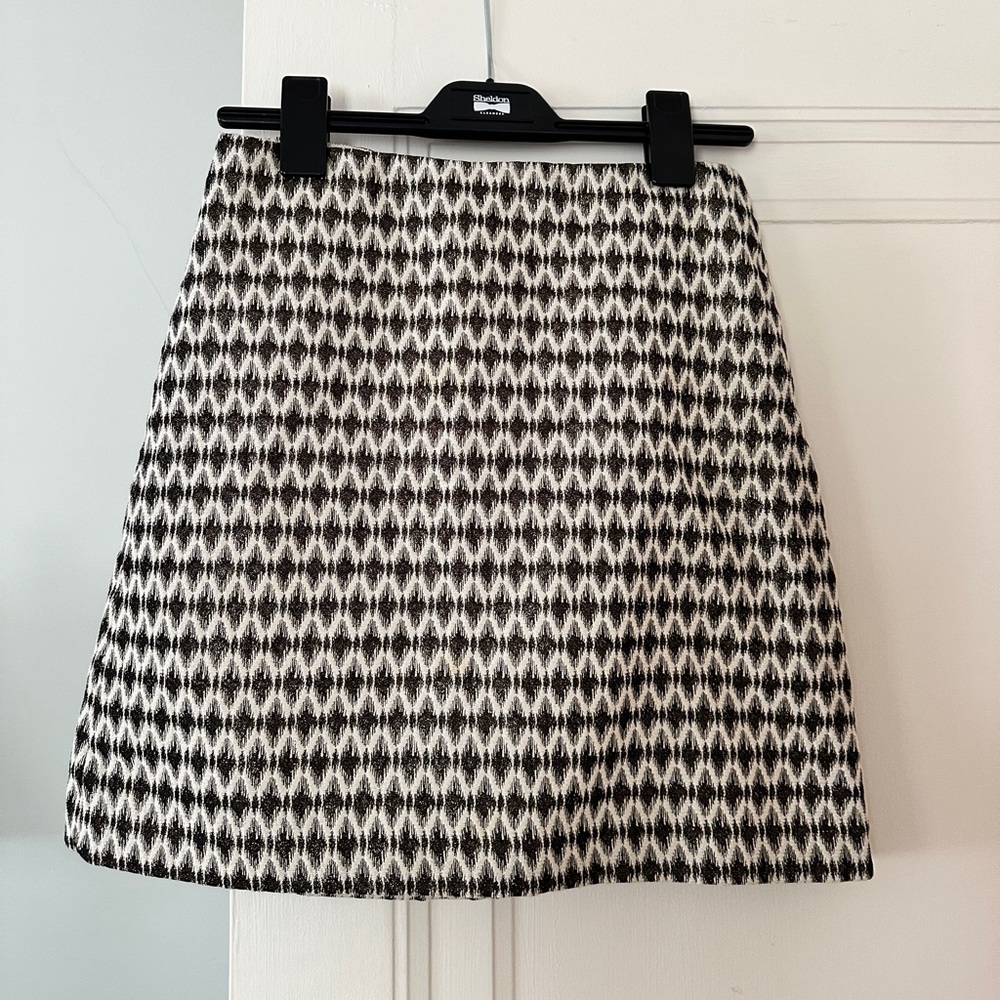 Preppy Black and White Patterned Skirt from Loft